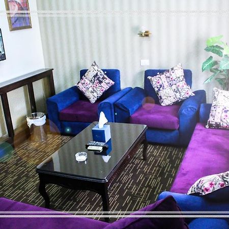 Blue Rose Hotel Amman Bagian luar foto